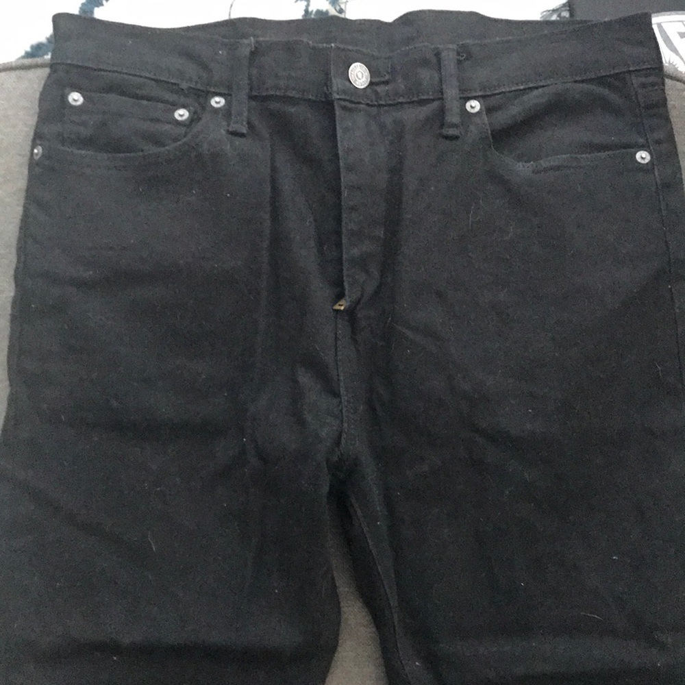 Brand new Men’s Levi’s, black straight leg